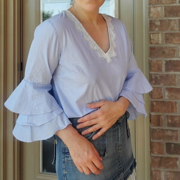 Takara BellSleeves‎ V Neck blue Top - Picture 9 of 9